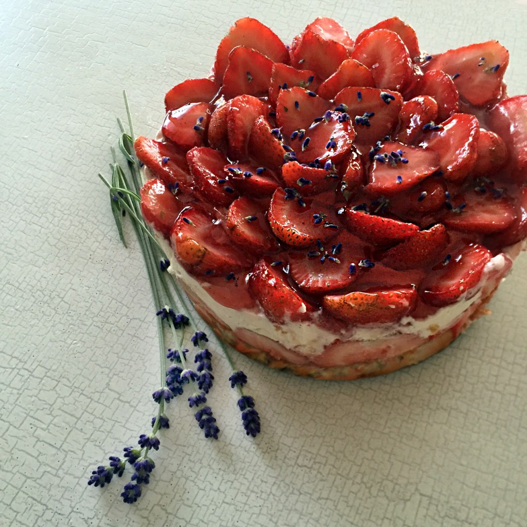 Erdbeer Lavendel Kuchen