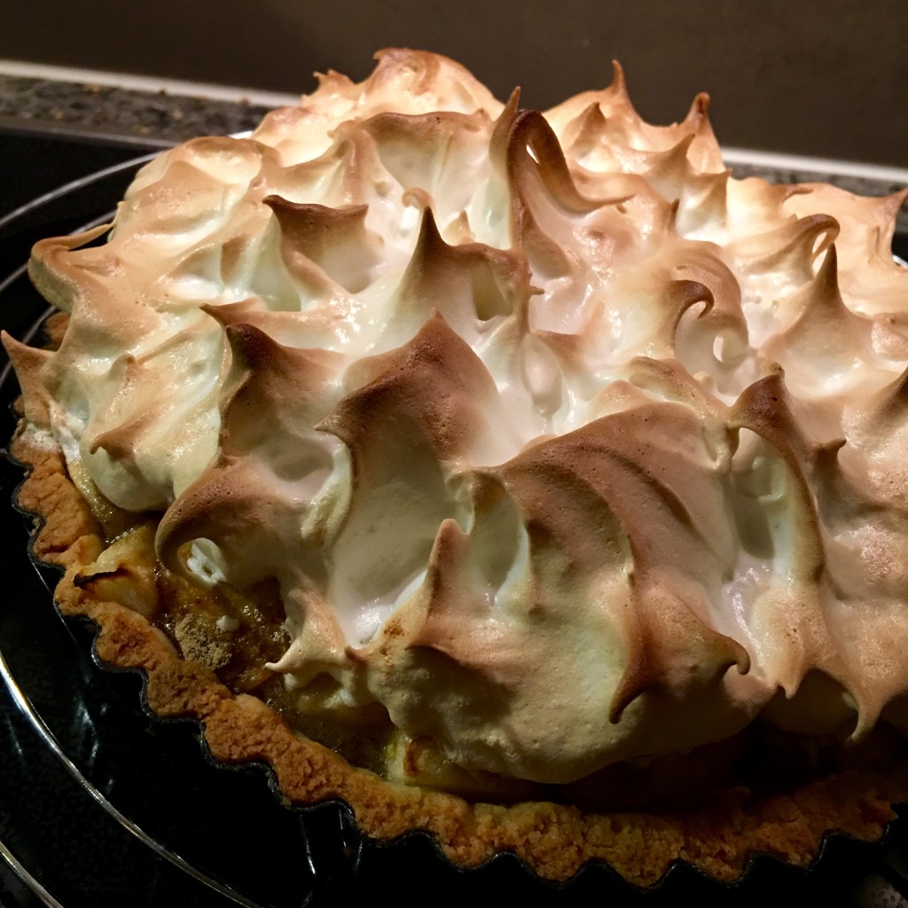 Food Porn: Apfel Tarte mit Chili, Rosmarin, Lorbeer&nbsp;Merengue
